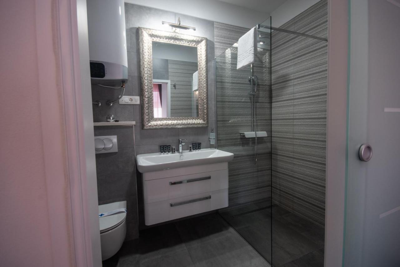 Center Luxury Rooms 1 Split Exterior foto